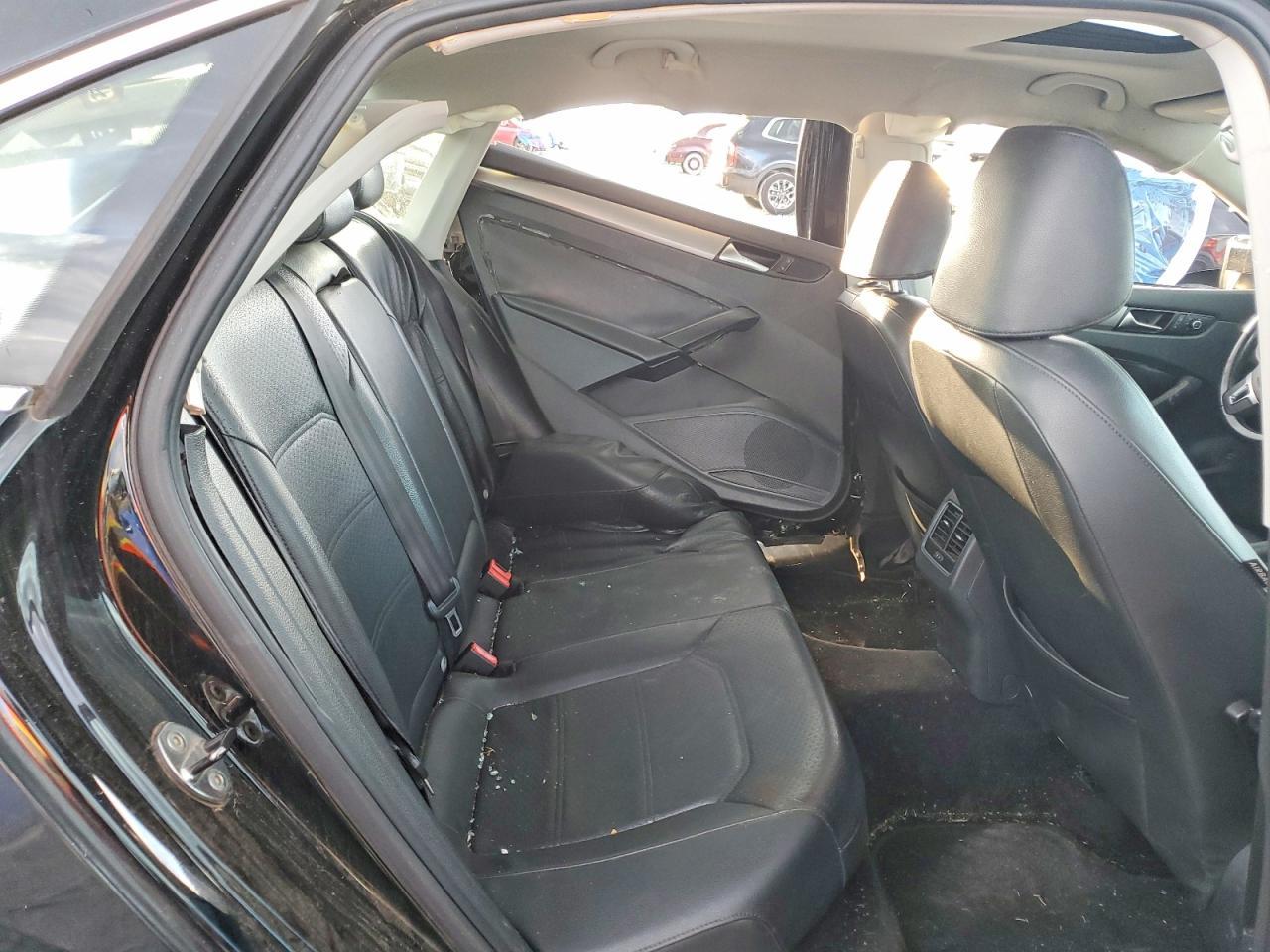 2014 Volkswagen Passat se