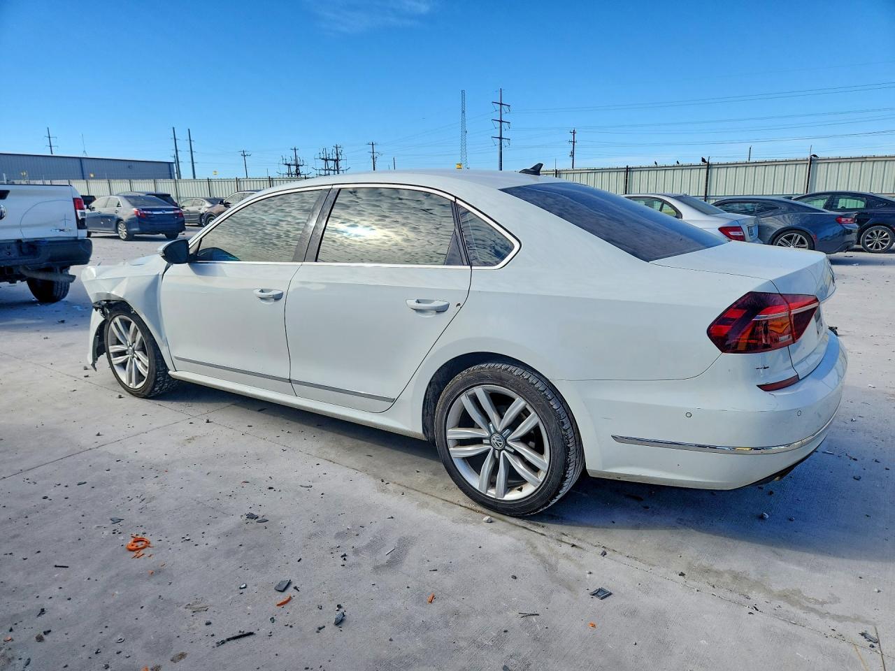 2017 Volkswagen Passat sel Premium