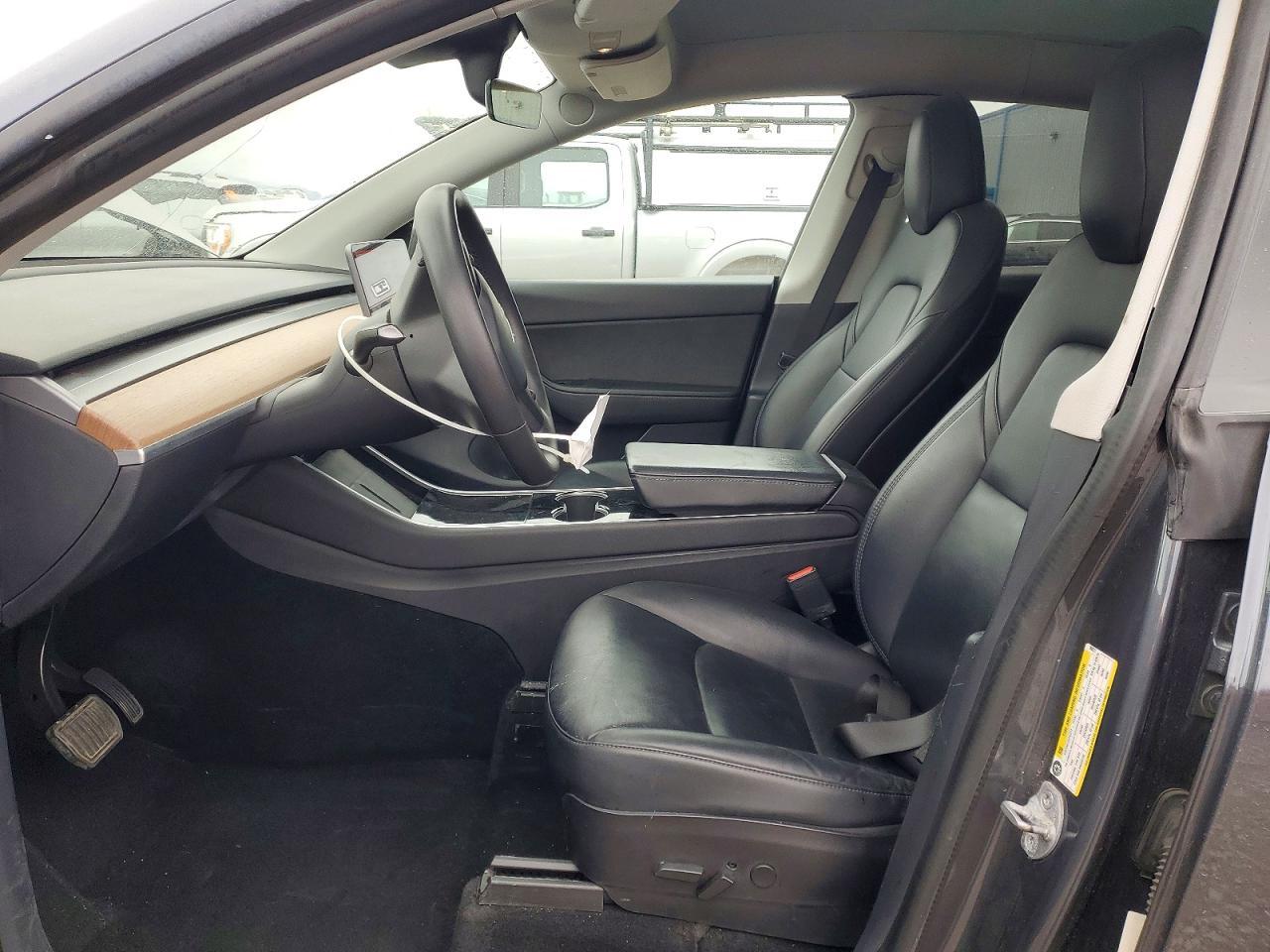 2020 Tesla Model y
