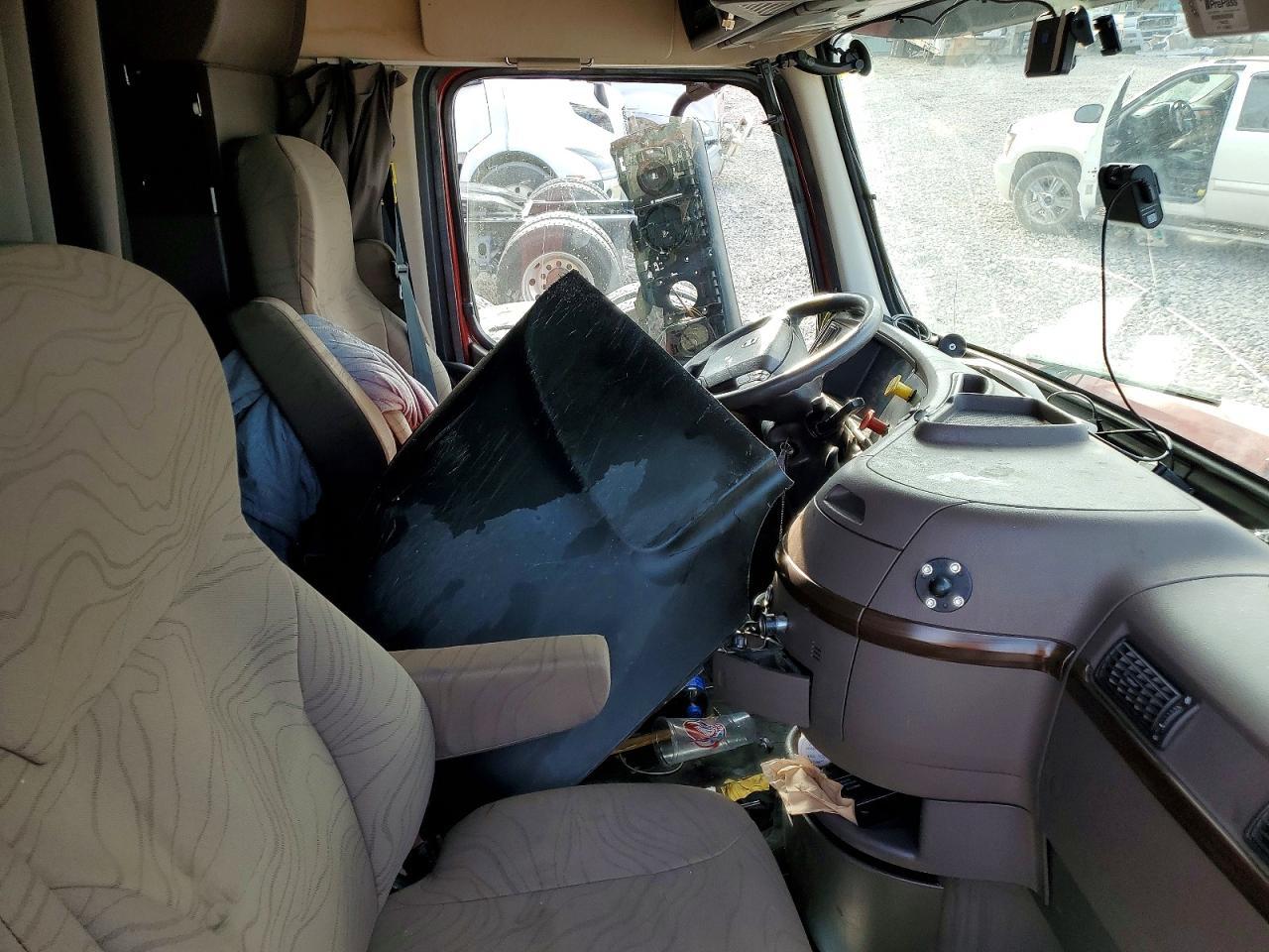 2018 Volvo VN VNL