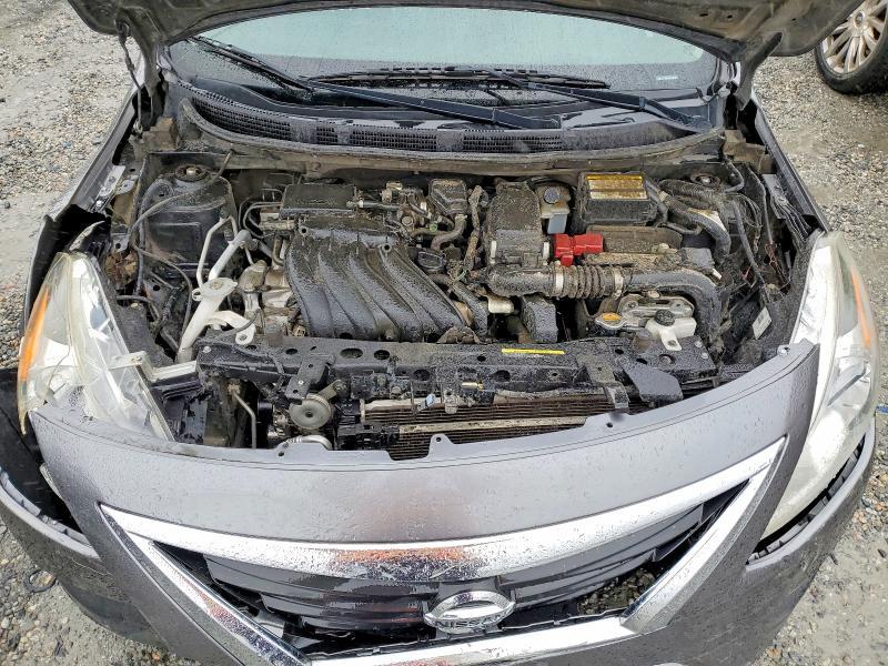 2016 Nissan Versa 1.6 s