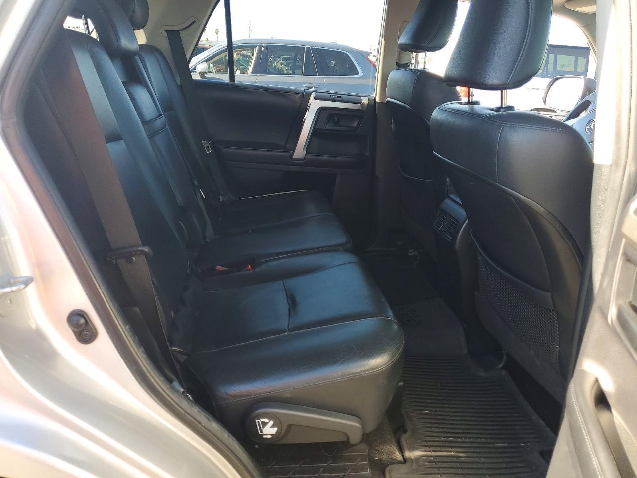 2013 Toyota 4runner SR5