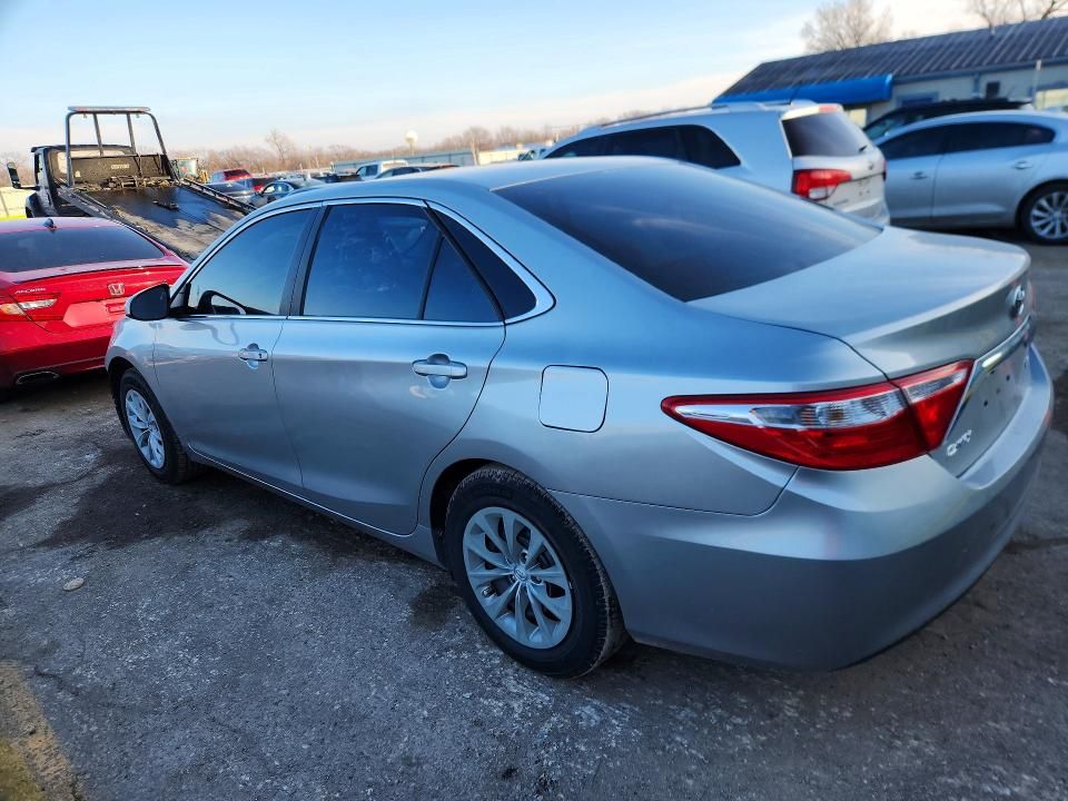2016 Toyota Camry le