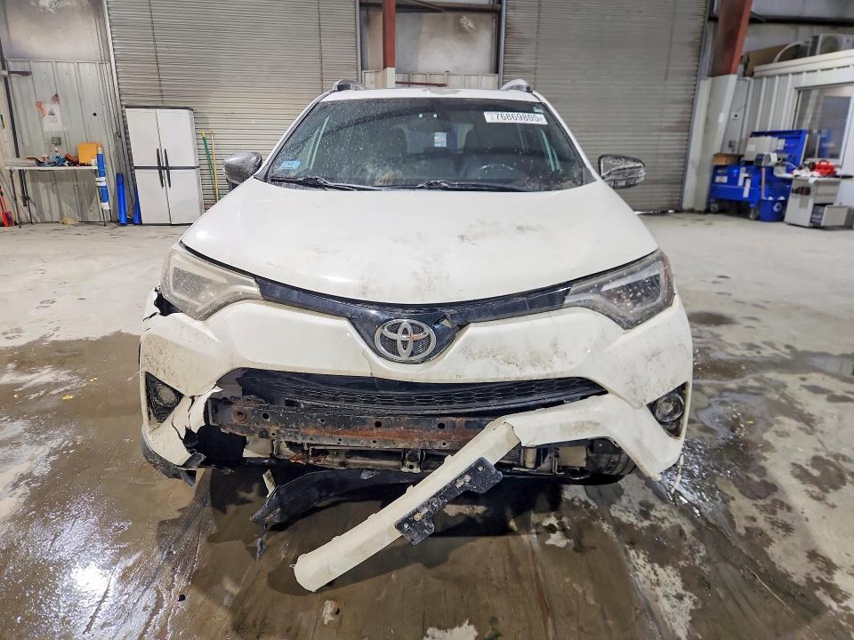 2016 Toyota Rav4 se