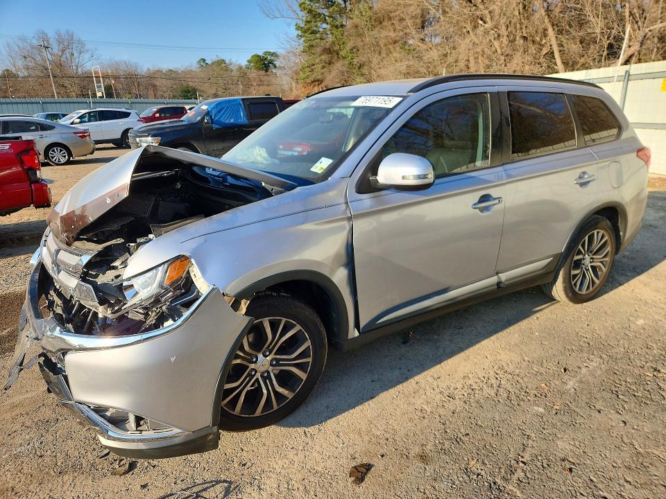 2016 Mitsubishi Outlander se
