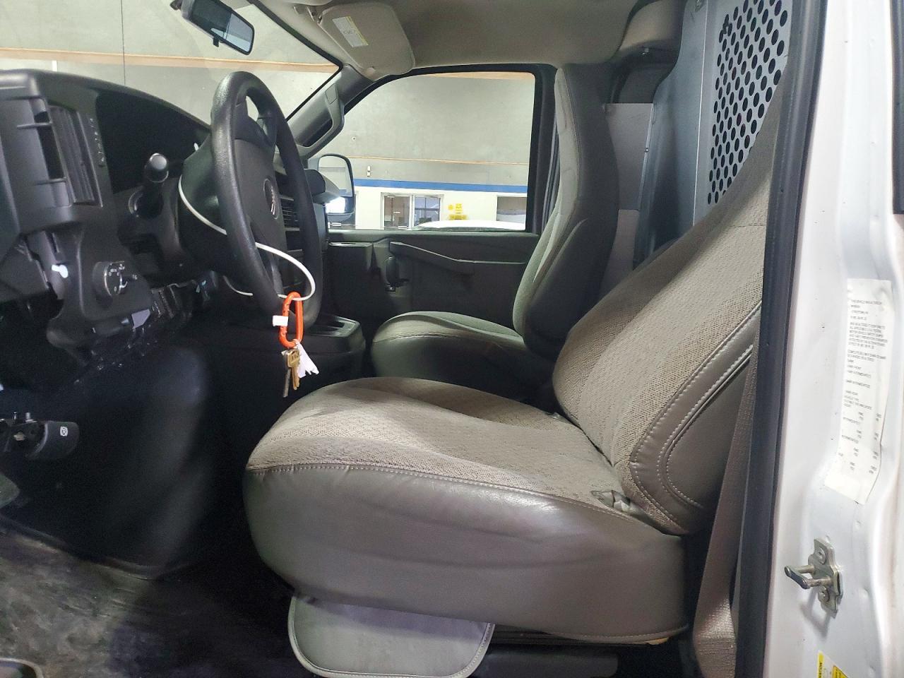 2023 GMC Savana G2500