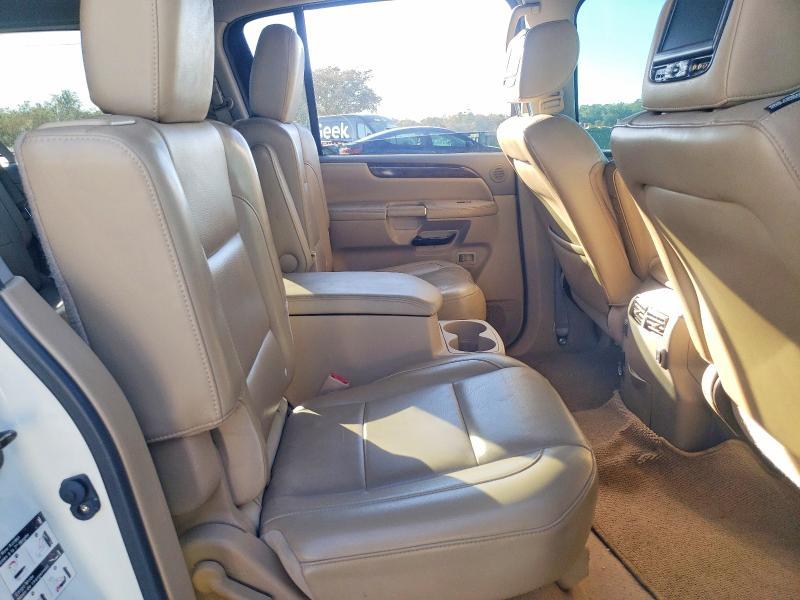 2013 Nissan Armada Platinum