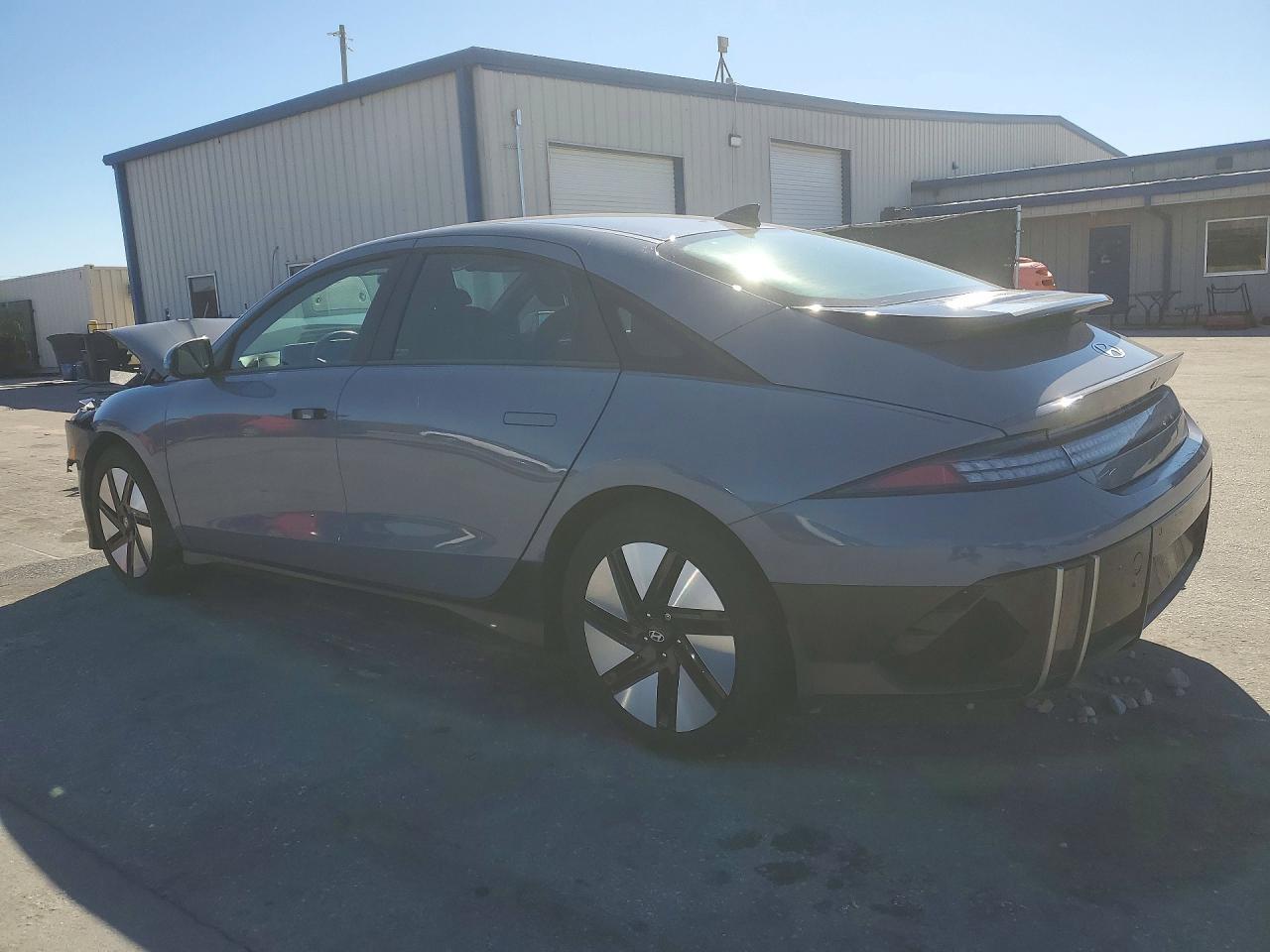 2024 Hyundai Ioniq 6 se