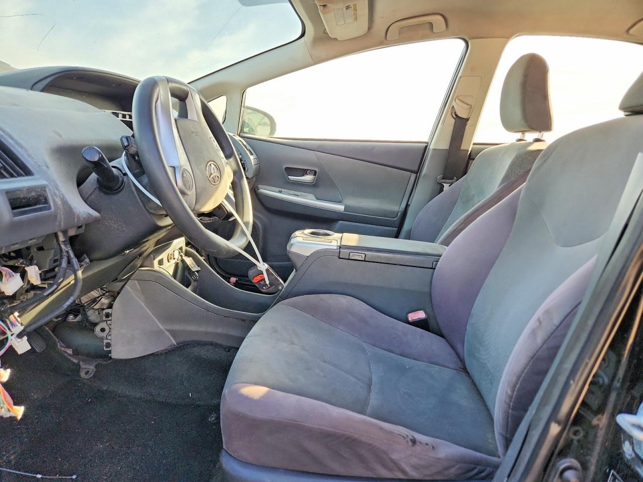 2012 Toyota Prius v