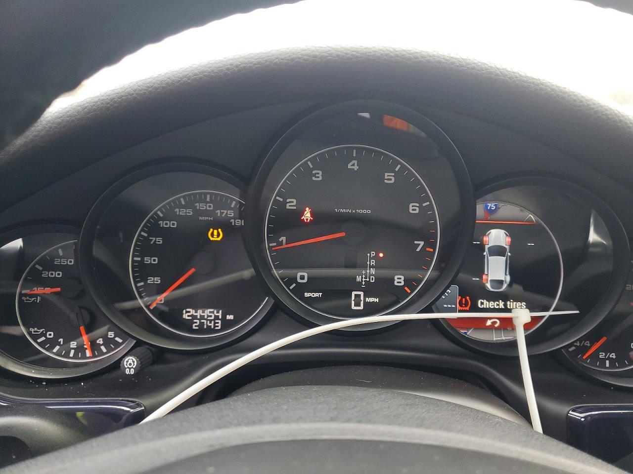 2016 Porsche Panamera 2