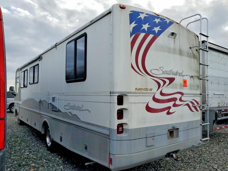 2000 Swnd 2000 Ford F550 Super Duty rv