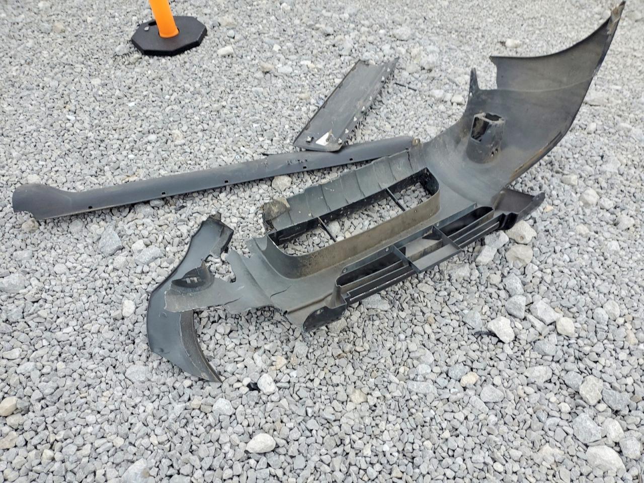 2004 Niss Frontier Standard