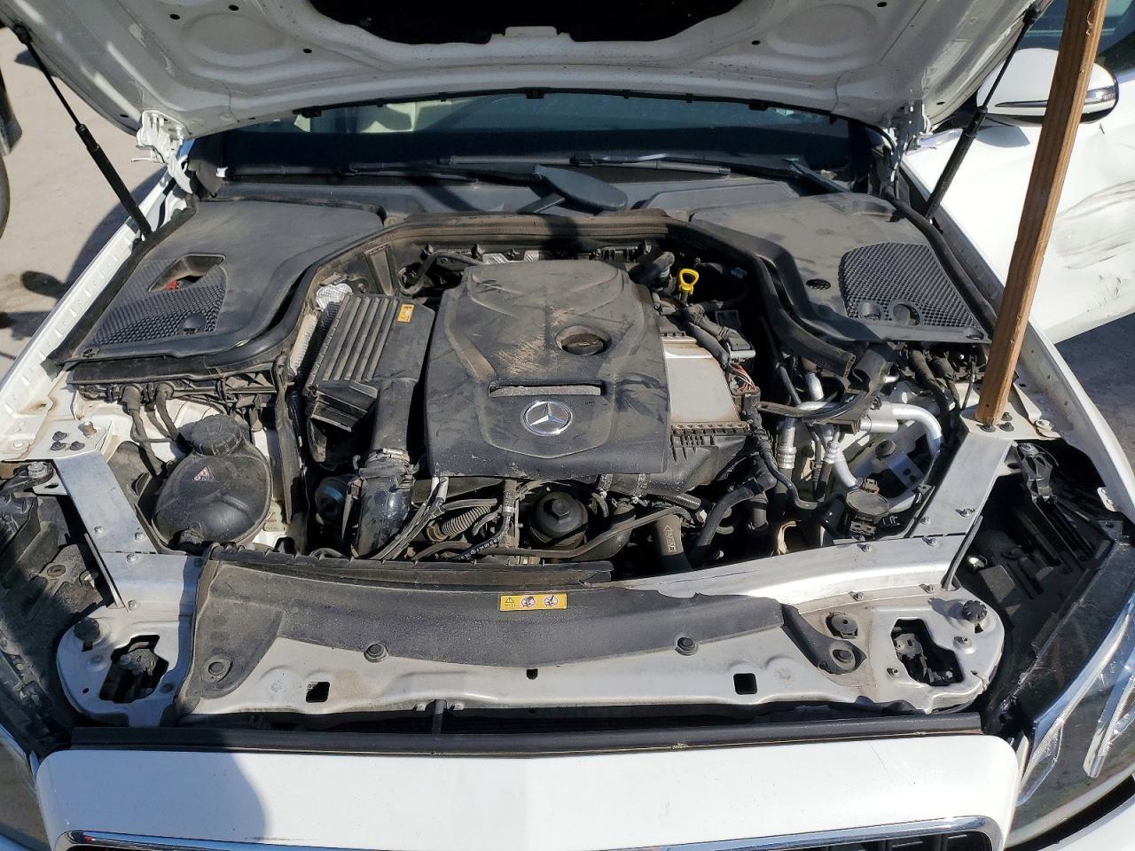 2017 Mercedes-Benz E 300