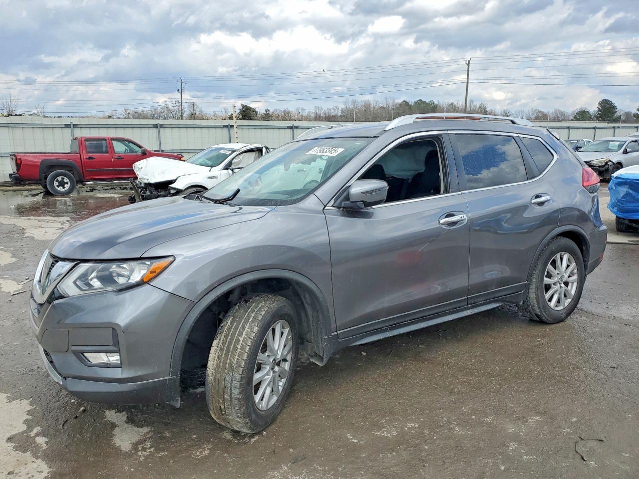 2017 Nissan Rogue sv