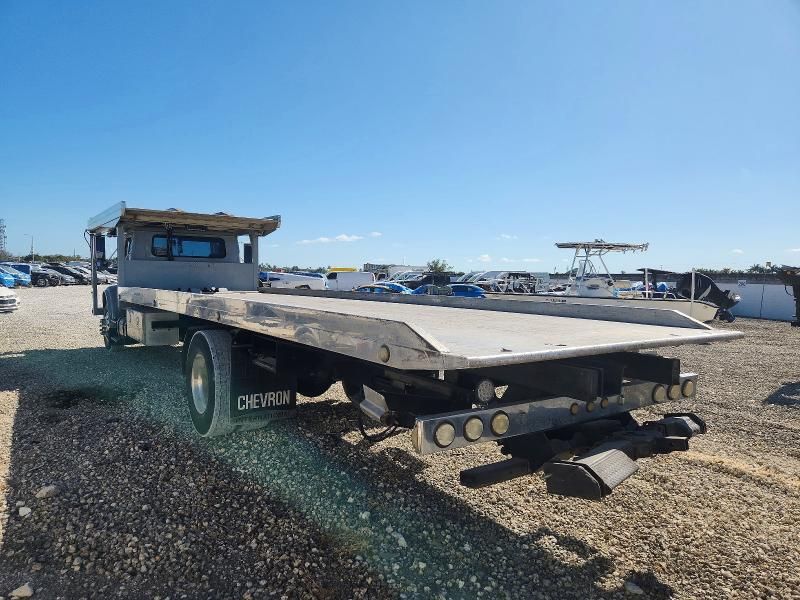 2002 International 4900 Rollback Truck