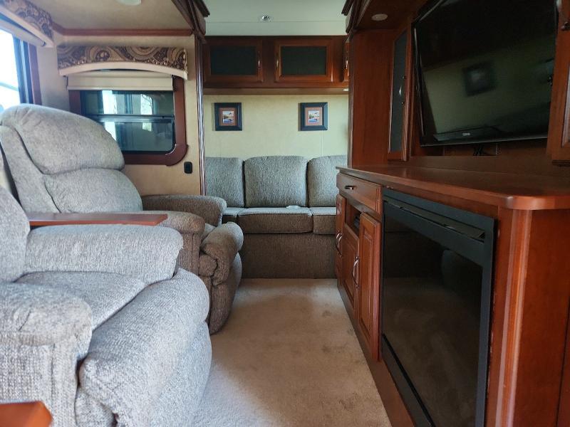2013 Crosby 2013 Redwood Camper