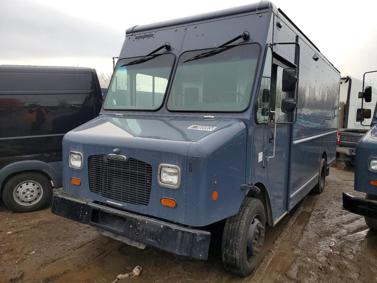 2020 Freightliner Chassis M Line WALK-IN Van