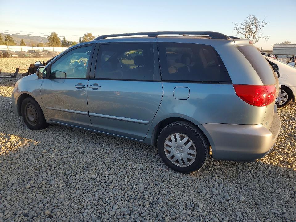 2008 Toyota Sienna le 8-passenger