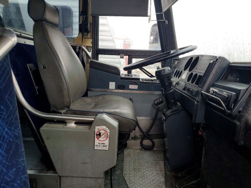 1998 Motor Coach Industries Transit Bus