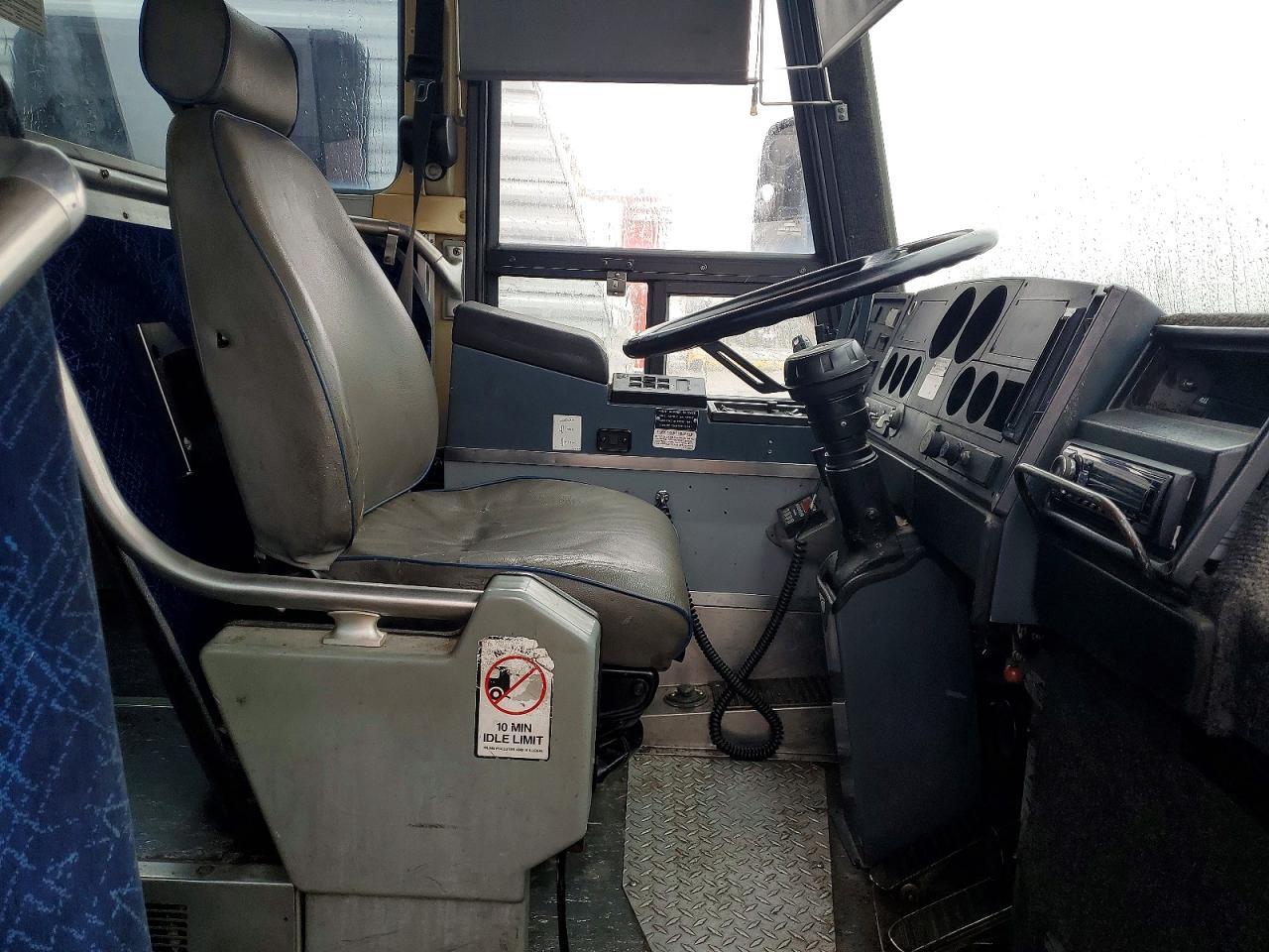 1998 Motor Coach Industries Transit Bus