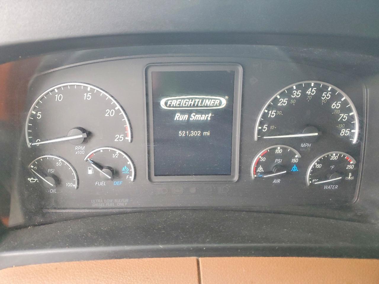 2022 Freigliner 2022 Freightliner Cascadia 126 Semi Truck