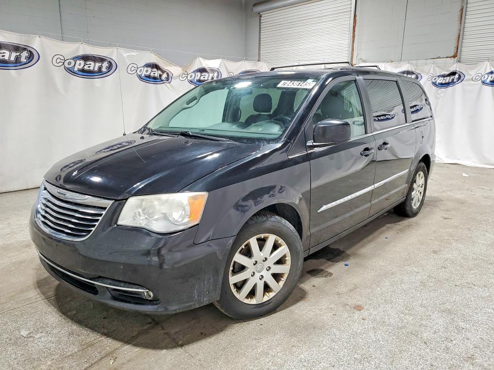 2013 Chrysler Town & Country Touring