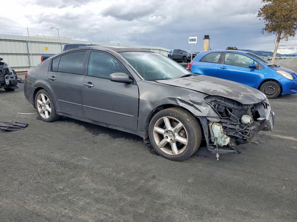 2006 Nissan Maxima se