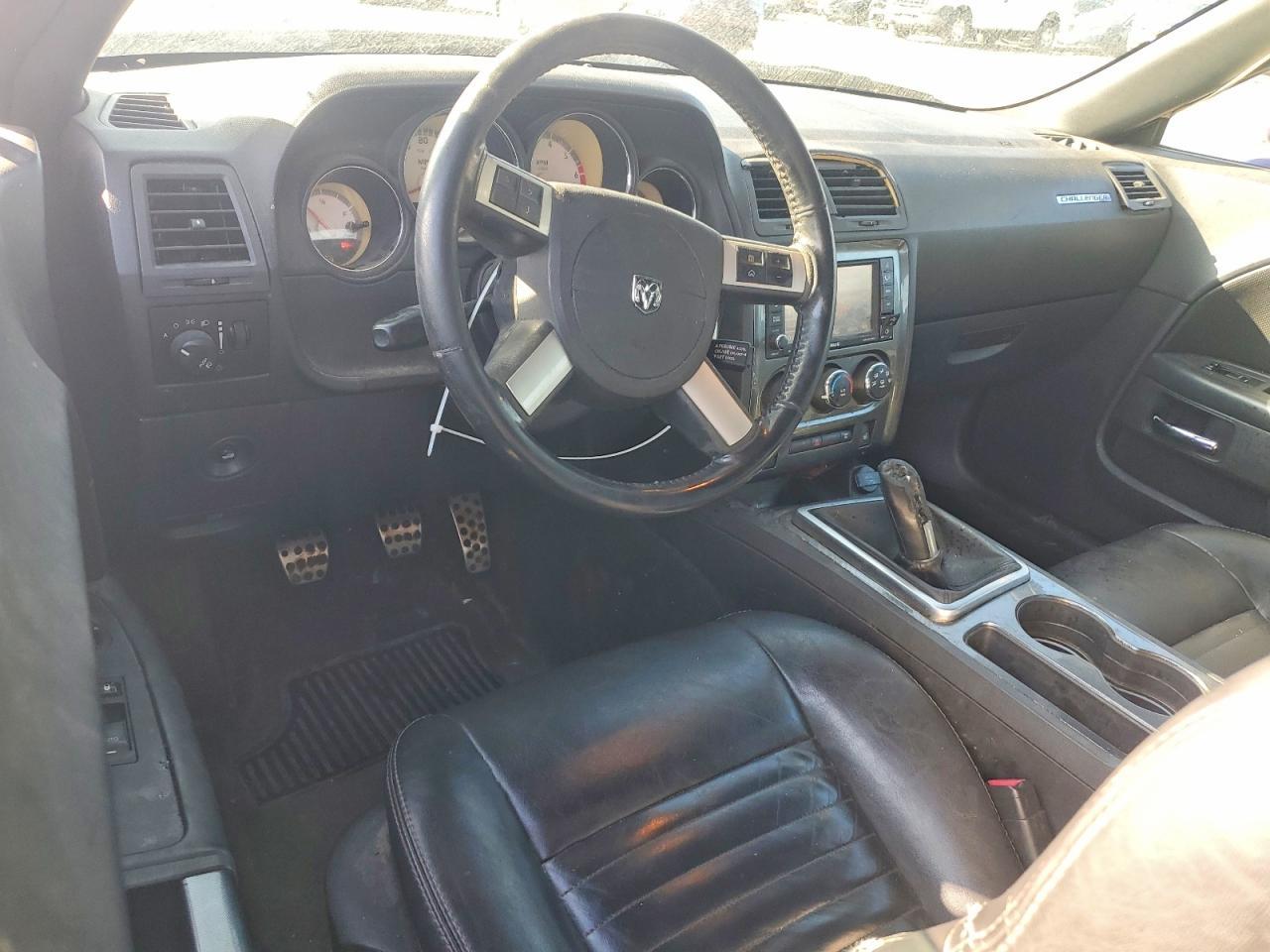 2010 Dodge Challenger r