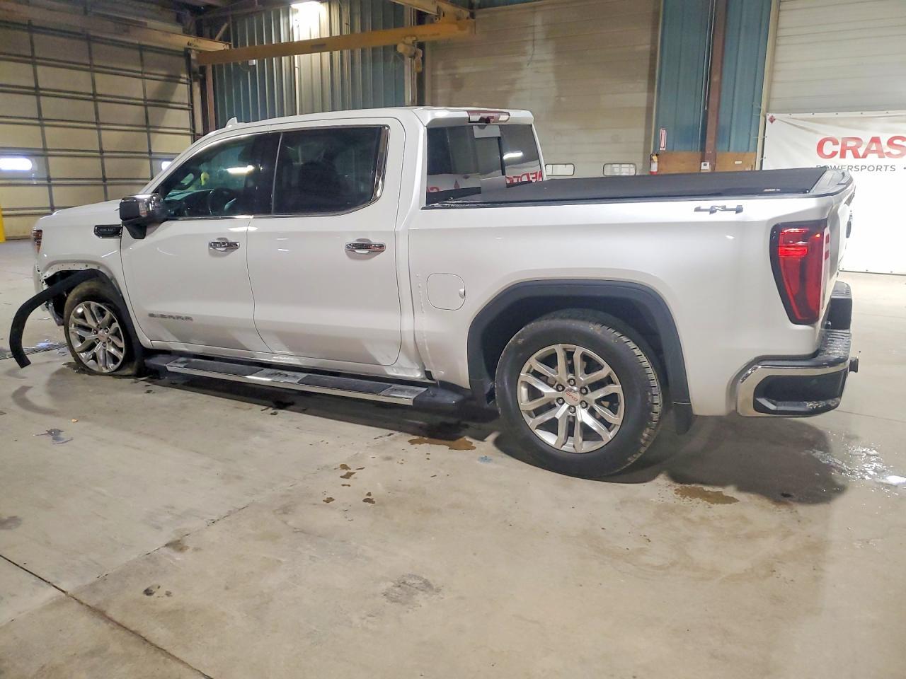 2020 GMC Sierra K1500 slt