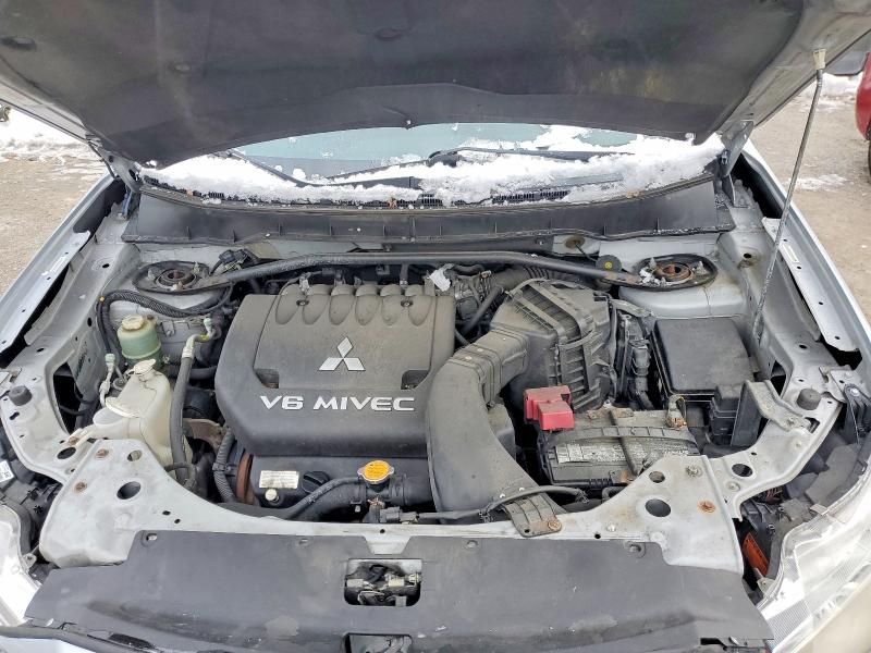 2010 Mitsubishi Outlander xls