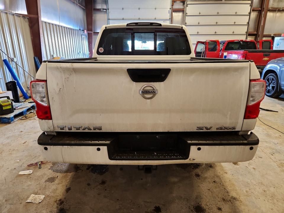 2019 Nissan Titan sv