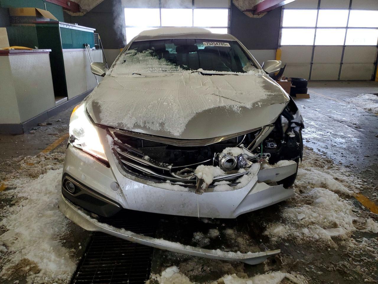 2015 Hyundai Azera Base