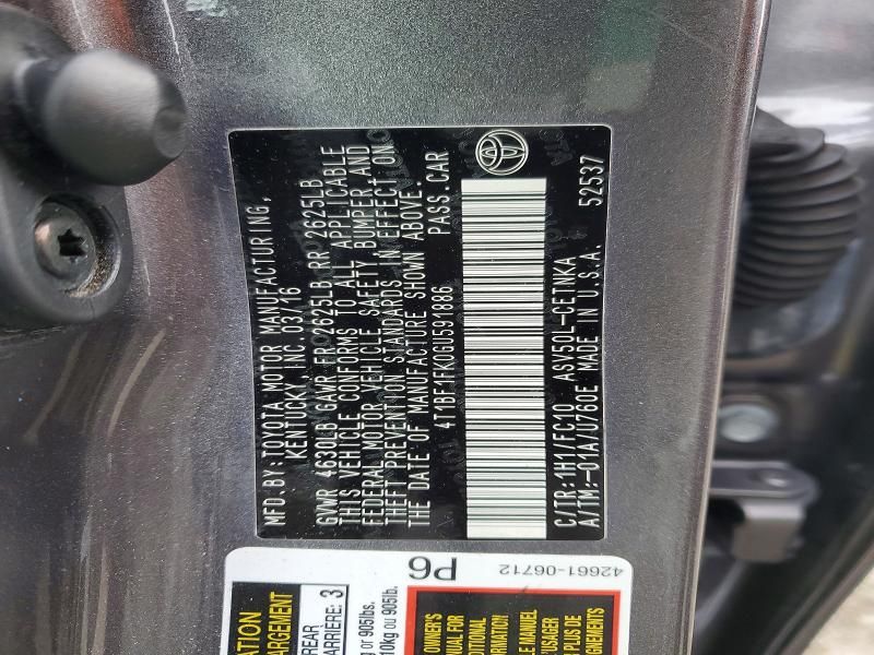 2016 Toyota Camry le