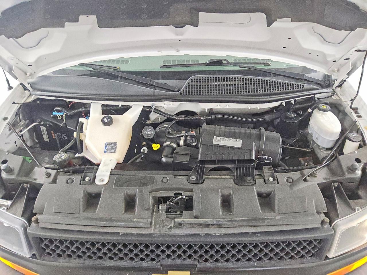 2020 Chevrolet Express G2500
