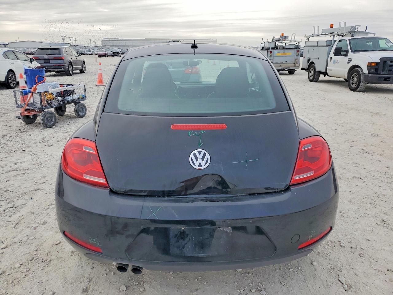 2013 Volkswagen Beetle