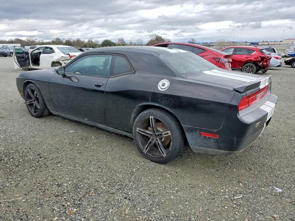 2012 Dodge Challenger sxt