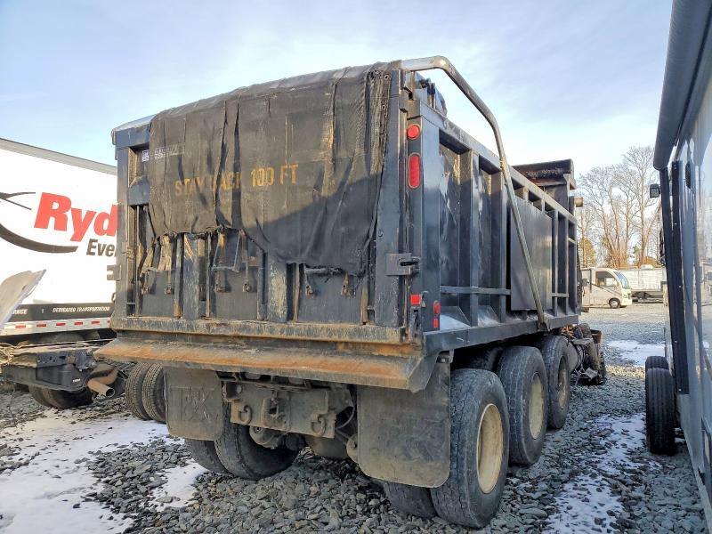 2006 Sterling L9500 Dump Truck