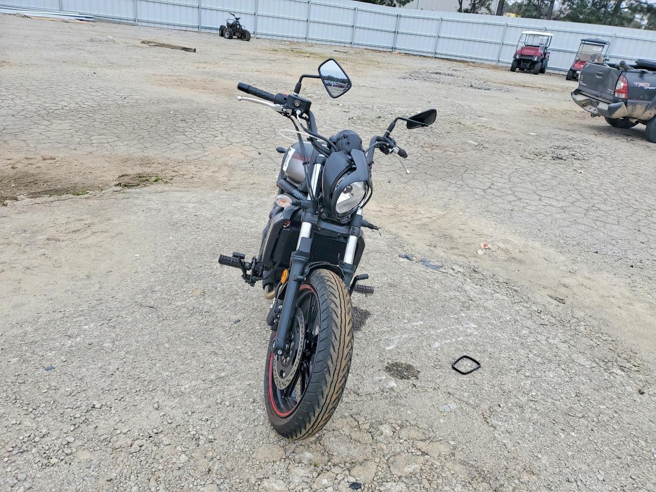 2025 Kawasaki EN650 D