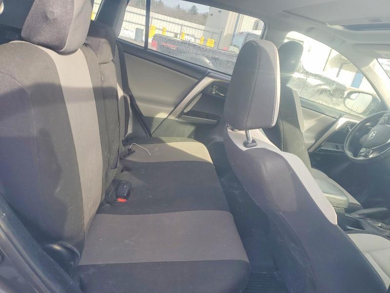 2018 Toyota Rav4 hv le