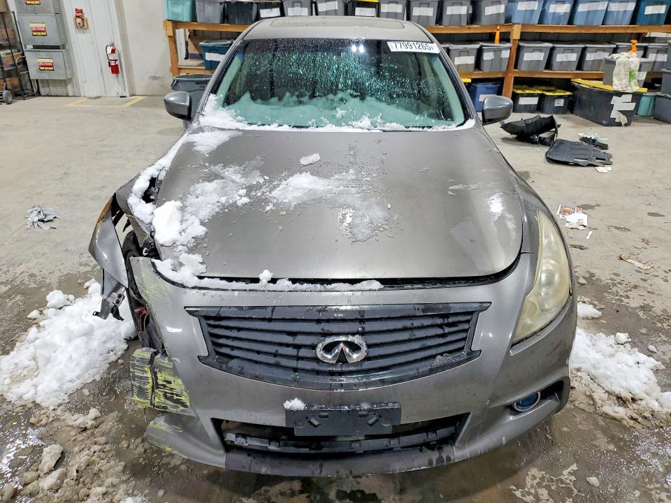 2013 Infiniti G37