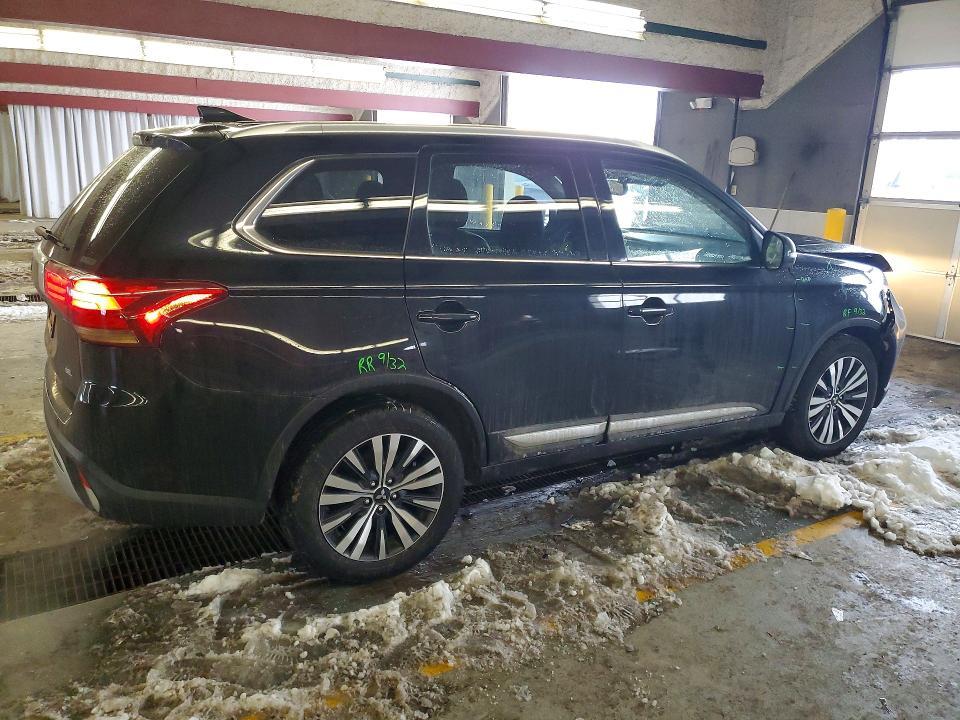 2020 Mitsubishi Outlander se