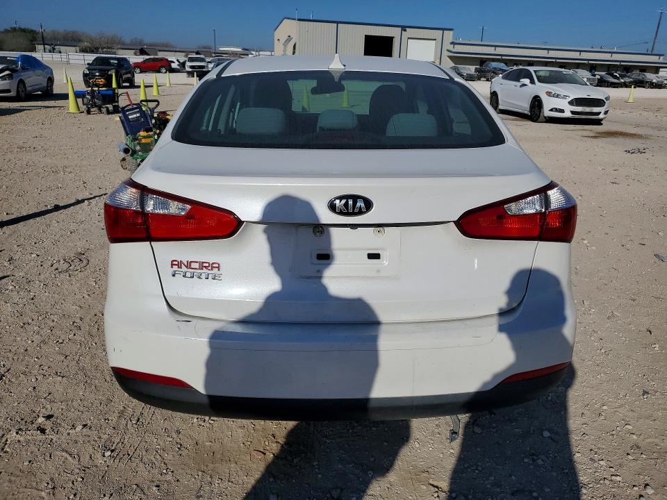 2016 KIA Forte lx