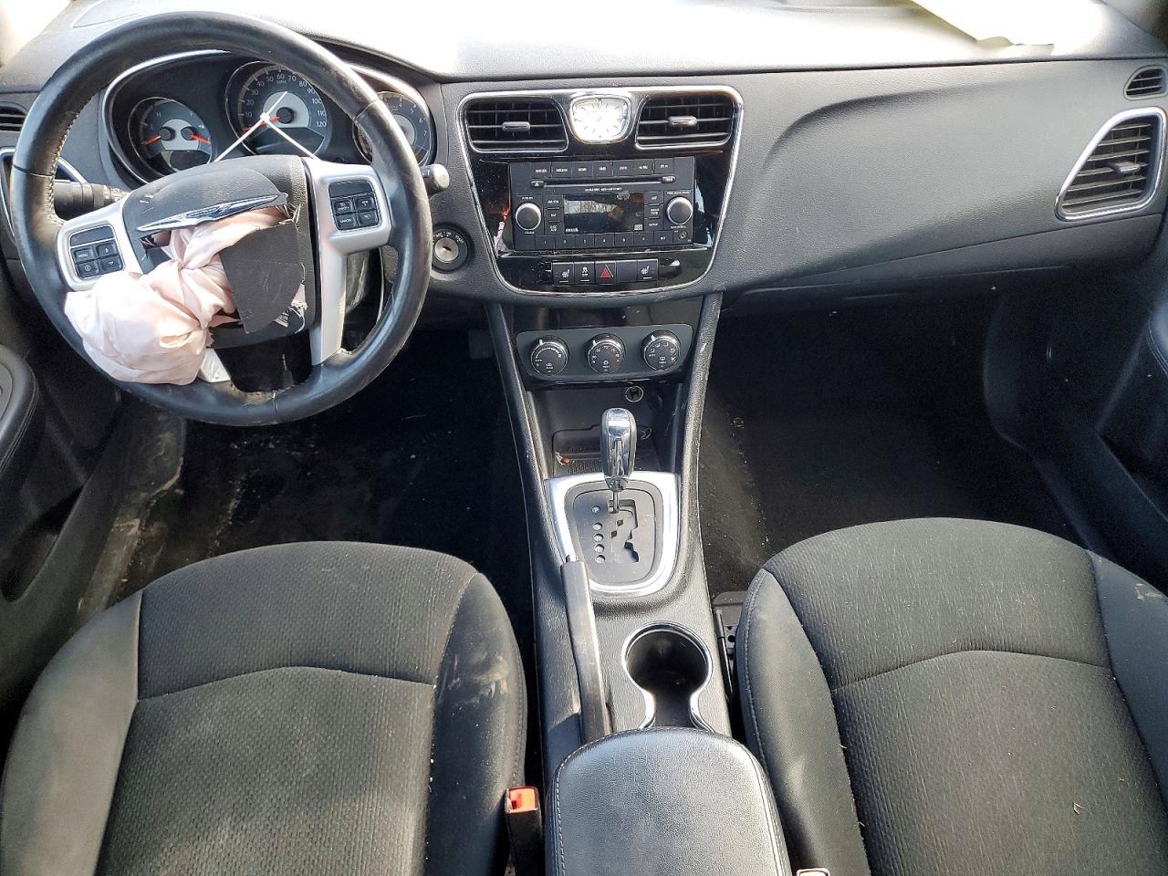 2012 Chrysler 200 Touring
