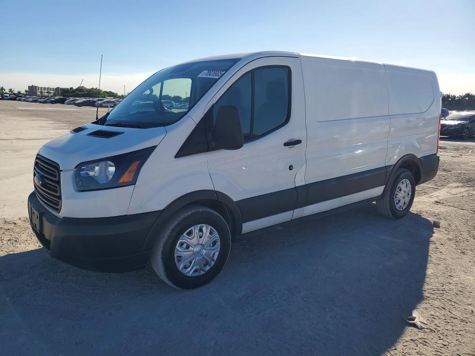 2015 Ford Transit 150 Delivery van