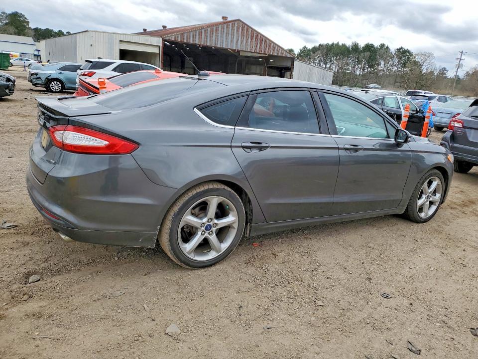 2015 Ford Fusion se