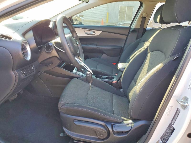 2024 KIA Forte lx