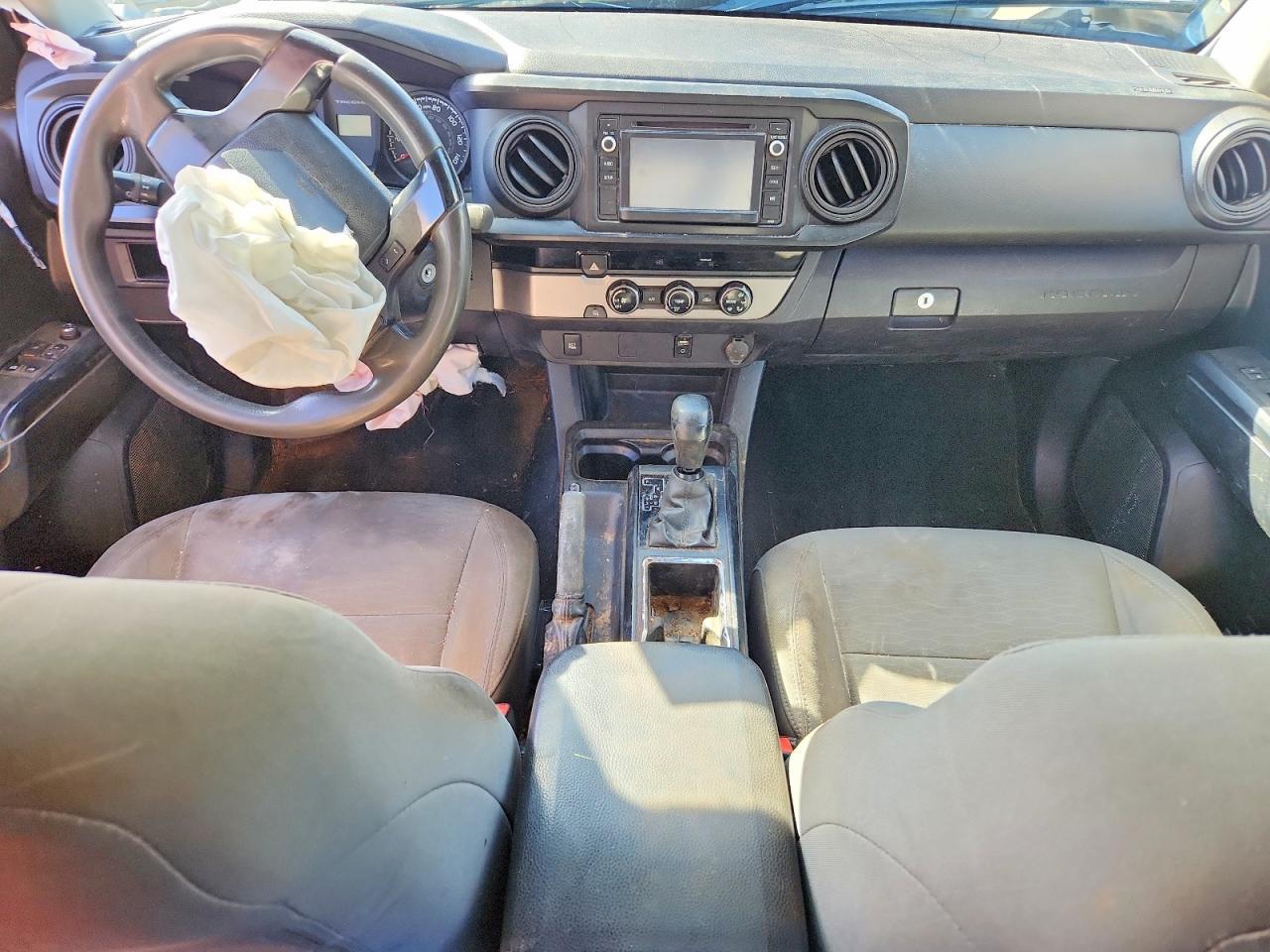 2017 Toyota Tacoma SR