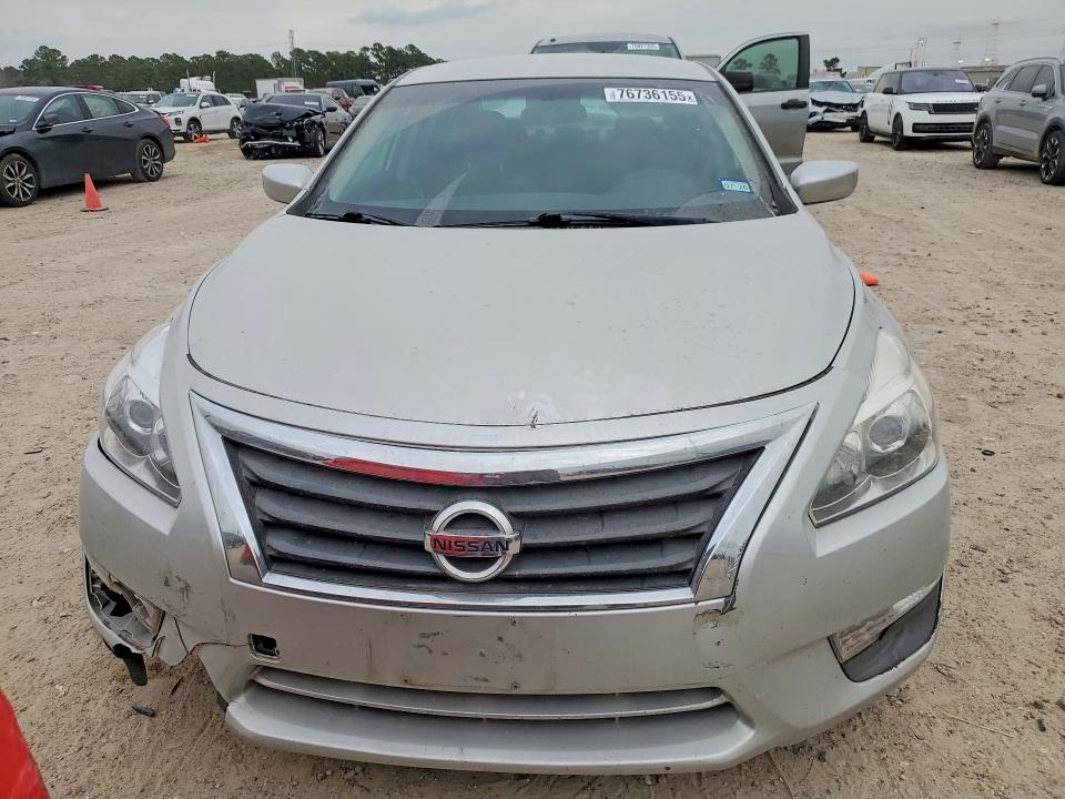 2015 Niss Altima