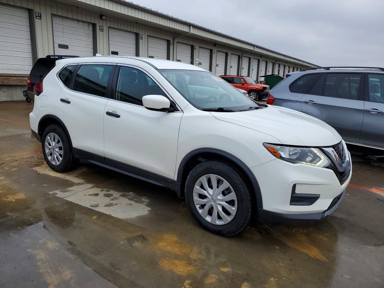 2018 Nissan Rogue s