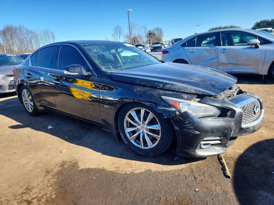2016 Infinity Q50